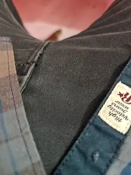 Snapshot of Newyork-couple chatting on 13, 1, 2025 Newyork-couple online show from 13, 1, 2025