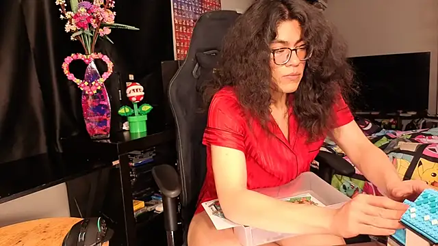 Snapshot of ShinyCherub chatting on 6, 3, 2025 ShinyCherub online show from 6, 3, 2025