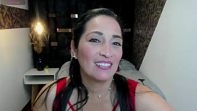 KatteMilf online show from 5, 5, 2026