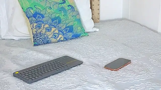 KeryHillson online show from 28, 10, 2025