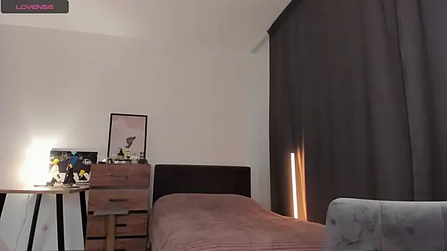 Snapshot of Alice_Dias chatting on 11, 2, 2025 Alice Dias online show from 11, 2, 2025