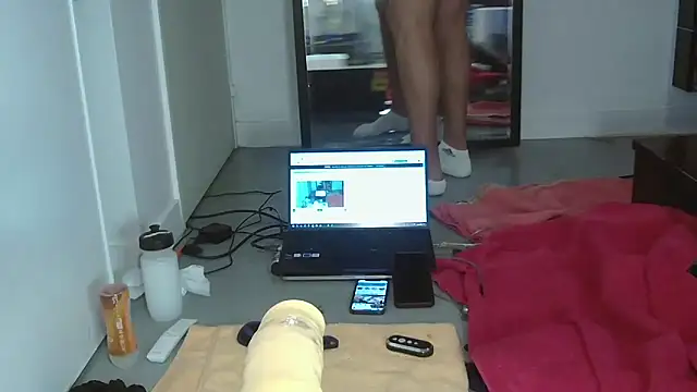 Snapshot of Soumis7575 chatting on 1, 3, 2026 Soumis7575 online show from 1, 3, 2026