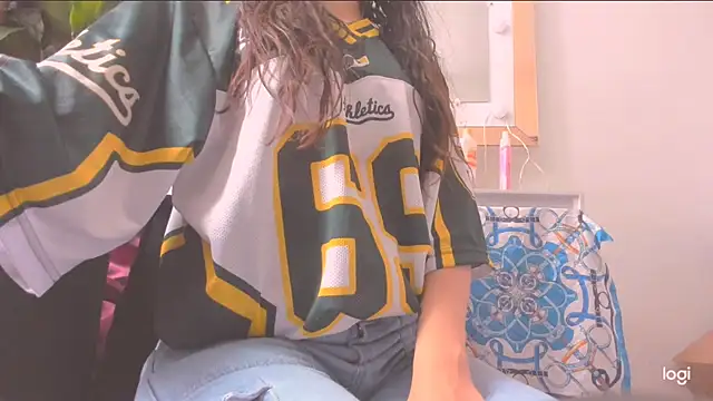 Snapshot of MYFAVOURITESTRAGER chatting on 10, 4, 2026 MYFAVOURITESTRAGER online show from 10, 4, 2026