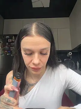 Queen of pain online show from 24, 3, 2026