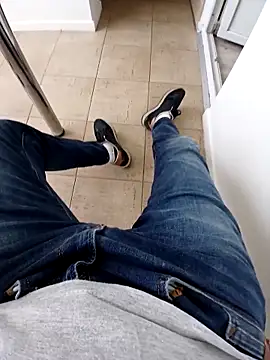 Adriandan1982 online show from 27, 9, 2025