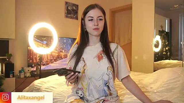 AlitaXAngelic online show from 5, 1, 2025