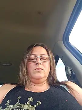 Snapshot of angelbaby1998 chatting on 9, 3, 2026 angelbaby1998 online show from 9, 3, 2026