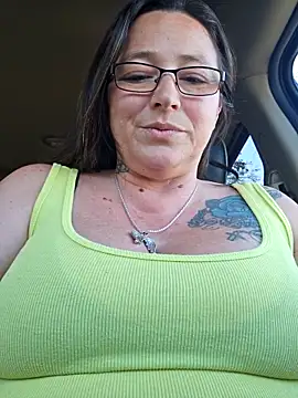 Snapshot of angelbaby1998 chatting on 14, 3, 2026 angelbaby1998 online show from 14, 3, 2026