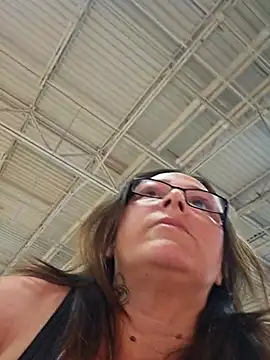 Snapshot of angelbaby1998 chatting on 11, 4, 2026 angelbaby1998 online show from 11, 4, 2026