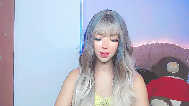 Tanedra collings online show from 2, 2, 2025