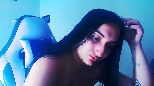 Snapshot of liz_dirty chatting on 19, 5, 2026 liz dirty online show from 19, 5, 2026