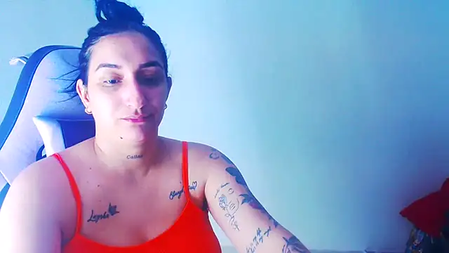 Snapshot of liz_dirty chatting on 21, 5, 2026 liz dirty online show from 21, 5, 2026