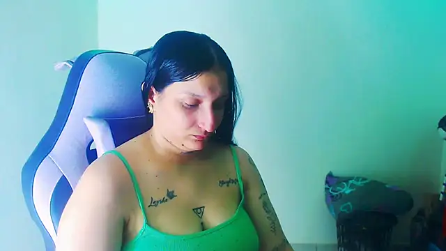 Snapshot of liz_dirty chatting on 17, 7, 2026 liz dirty online show from 17, 7, 2026