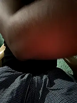 Snapshot of Tamil_paiyan012 chatting on 17, 12, 2024 Tamil paiyan012 online show from 17, 12, 2024