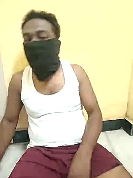 Snapshot of Tamil_paiyan012 chatting on 16, 2, 2025 Tamil paiyan012 online show from 16, 2, 2025