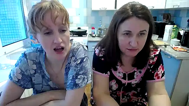 DonnaMagdalena online show from 10, 1, 2025