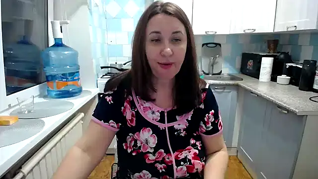 DonnaMagdalena online show from 19, 1, 2025