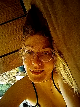  Sweet Love  online show from 1, 12, 2024