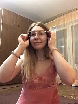  Sweet Love  online show from 8, 12, 2024