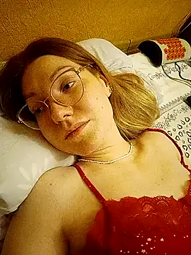  Sweet Love  online show from 14, 1, 2025