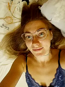  Sweet Love  online show from 27, 2, 2025