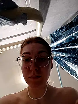  Sweet Love  online show from 17, 3, 2025