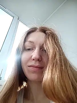  Sweet Love  online show from 18, 9, 2025