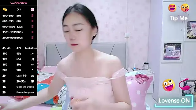 Elvira baby online show from 7, 4, 2026