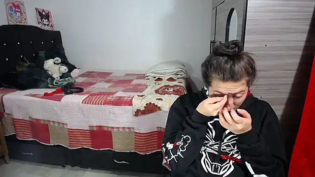 SharaPatinson online show from 30, 9, 2025