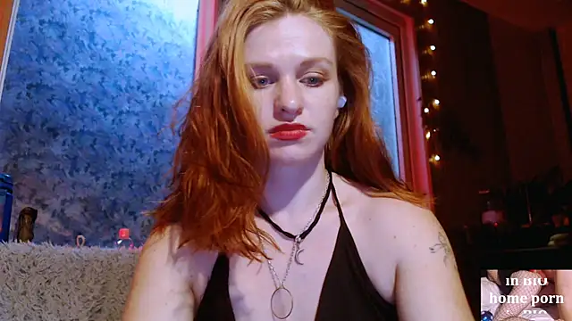 Snapshot of Cassie_Wild chatting on 26, 10, 2025 Cassie Wild online show from 26, 10, 2025