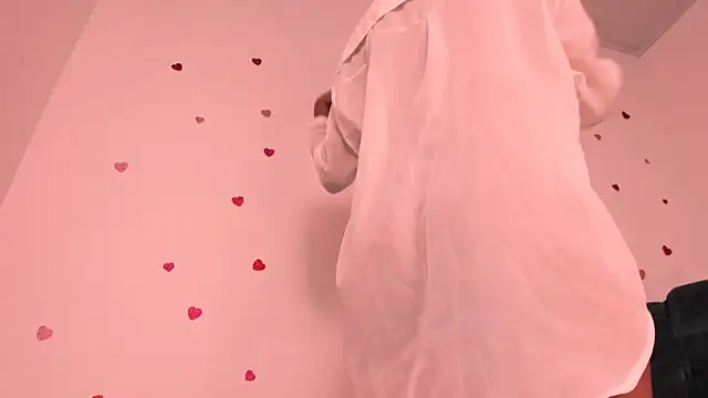 Snapshot of Tina_Rouse2 chatting on 15, 2, 2025 Tina Rouse2 online show from 15, 2, 2025