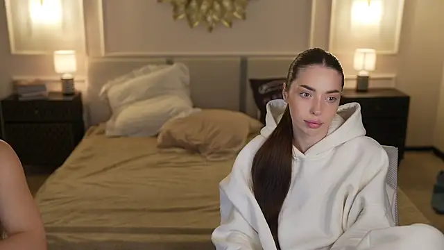 Jasmine Flow online show from 24, 11, 2025