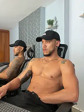 Snapshot of ARON_TAYLER01 chatting on 18, 1, 2025 ARON TAYLER01 online show from 18, 1, 2025