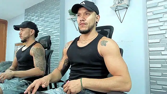 Snapshot of ARON_TAYLER01 chatting on 21, 1, 2025 ARON TAYLER01 online show from 21, 1, 2025