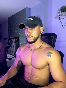 Snapshot of ARON_TAYLER01 chatting on 9, 9, 2025 ARON TAYLER01 online show from 9, 9, 2025