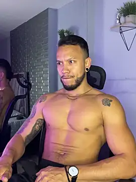 Snapshot of ARON_TAYLER01 chatting on 20, 9, 2025 ARON TAYLER01 online show from 20, 9, 2025