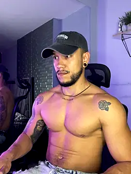 Snapshot of ARON_TAYLER01 chatting on 23, 9, 2025 ARON TAYLER01 online show from 23, 9, 2025