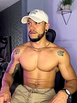 Snapshot of ARON_TAYLER01 chatting on 26, 10, 2025 ARON TAYLER01 online show from 26, 10, 2025