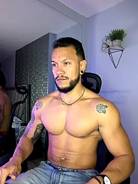 Snapshot of ARON_TAYLER01 chatting on 5, 12, 2025 ARON TAYLER01 online show from 5, 12, 2025