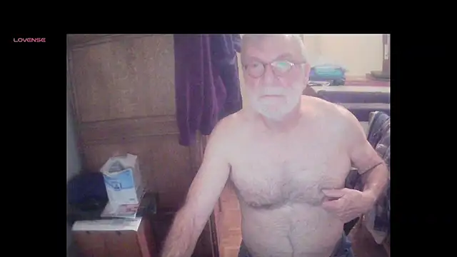 Snapshot of terrybare chatting on 15, 1, 2026 terrybare online show from 15, 1, 2026