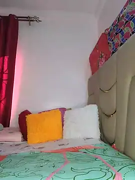 Snapshot of NicRaisaa chatting on 5, 2, 2026 NicRaisaa online show from 5, 2, 2026