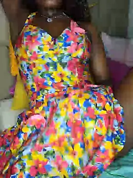 Snapshot of NicRaisaa chatting on 21, 2, 2026 NicRaisaa online show from 21, 2, 2026