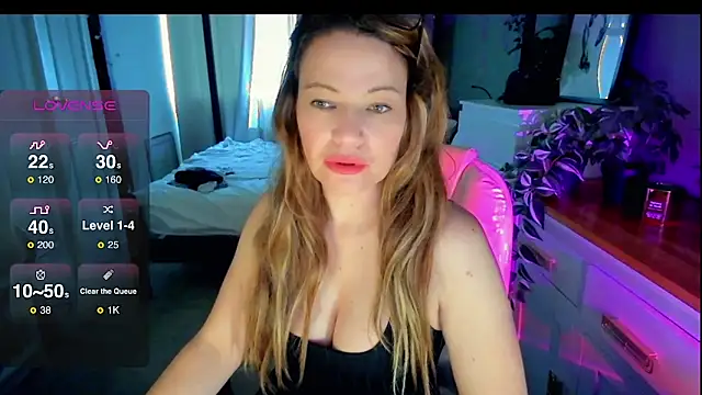 Snapshot of Brit_Housewife chatting on 25, 2, 2026 Brit Housewife online show from 25, 2, 2026