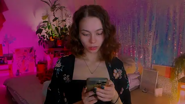 poli   online show from 17, 1, 2025