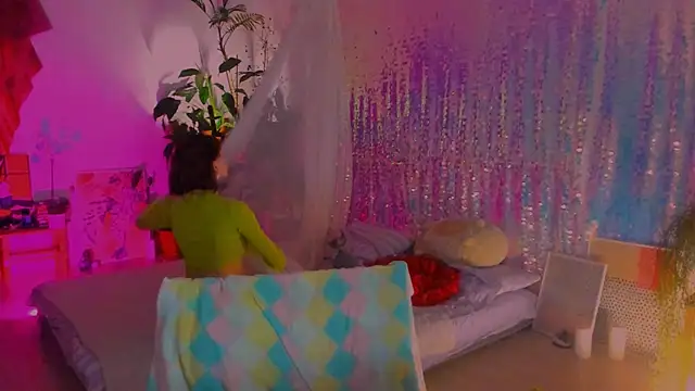 poli   online show from 24, 1, 2025