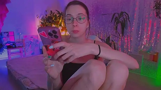 poli   online show from 4, 3, 2026