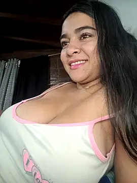 Snapshot of alison_villalobo chatting on 27, 4, 2026 alison villalobo online show from 27, 4, 2026