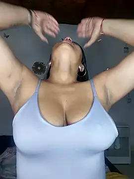 Snapshot of alison_villalobo chatting on 11, 6, 2026 alison villalobo online show from 11, 6, 2026