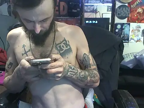 Snapshot of CloudDadddyyy420 chatting on 26, 2, 2025 CloudDadddyyy420 online show from 26, 2, 2025