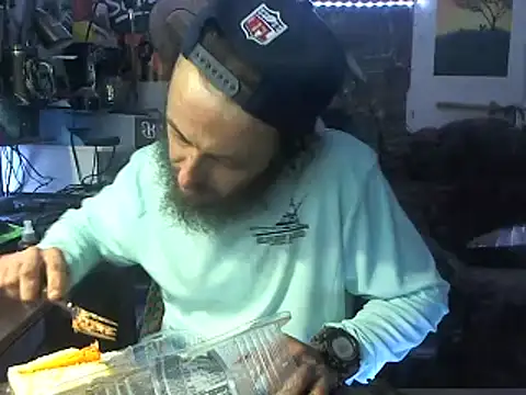 Snapshot of CloudDadddyyy420 chatting on 27, 9, 2025 CloudDadddyyy420 online show from 27, 9, 2025